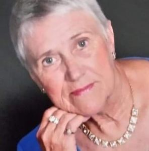 Meet your Posher, Brenda